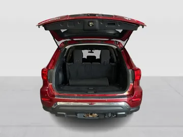 2018 Nissan Pathfinder - image 11