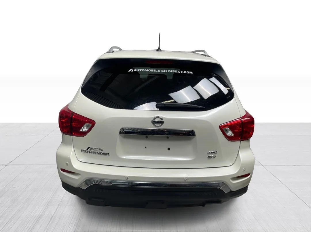 2018 Nissan Pathfinder S AWD, photo 10