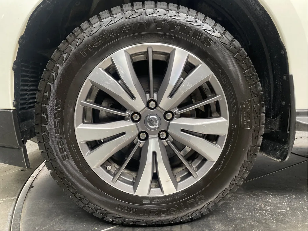 2018 Nissan Pathfinder — photo 5