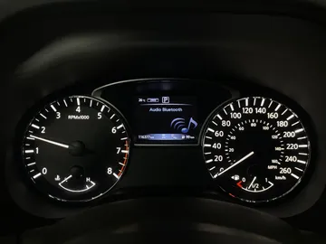 2018 Nissan Pathfinder - image 17