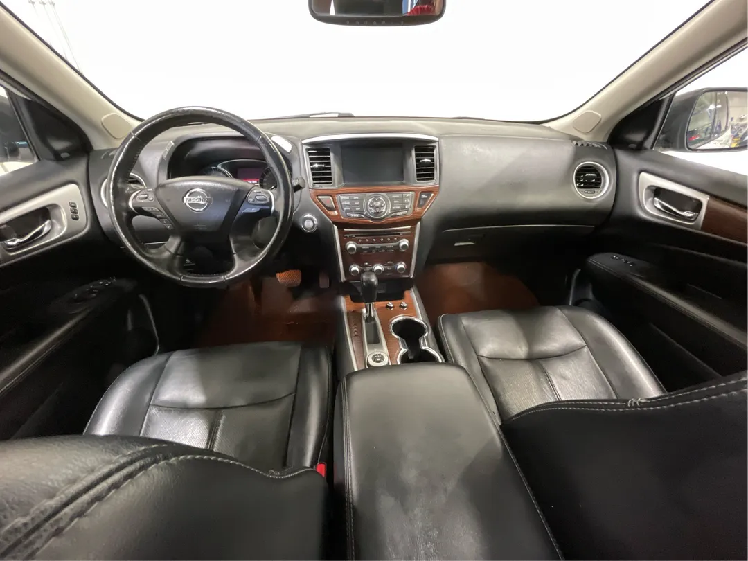 2019 Nissan Pathfinder — photo 4