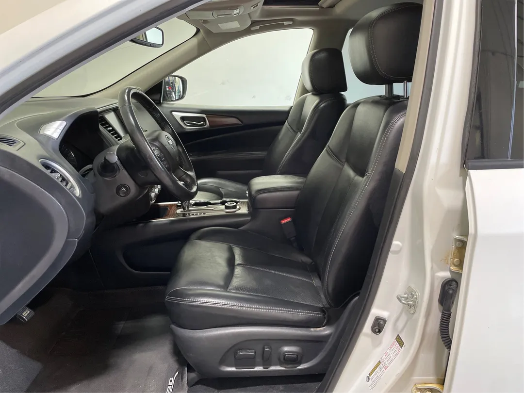 2019 Nissan Pathfinder — photo 3