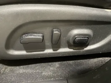 2019 Nissan Pathfinder - image 19