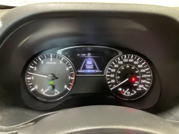 2019 Nissan Pathfinder - image 17