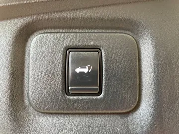 2019 Nissan Pathfinder - image 35