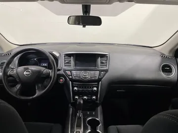 2019 Nissan Pathfinder - image 18