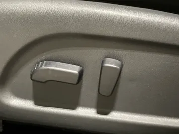 2019 Nissan Pathfinder - image 24