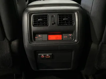 2019 Nissan Pathfinder - image 26