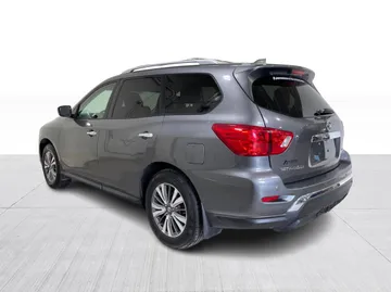 2019 Nissan Pathfinder - image 7