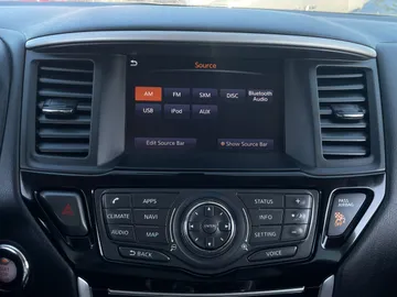 2018 Nissan Pathfinder - image 28