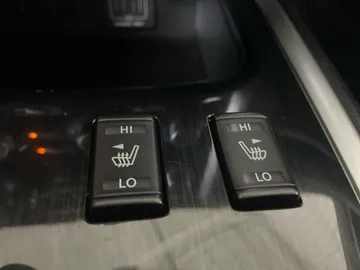 2018 Nissan Pathfinder - image 26