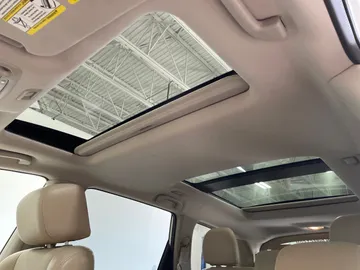 2018 Nissan Pathfinder - image 6