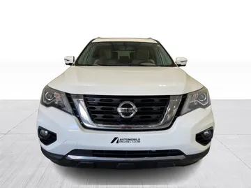 2018 Nissan Pathfinder - image 8