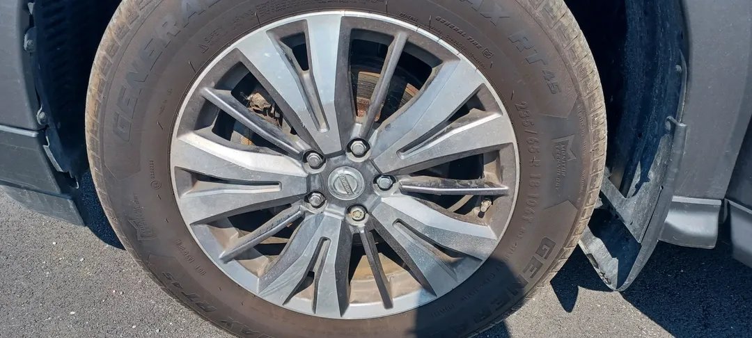 2018 Nissan Pathfinder — photo 7
