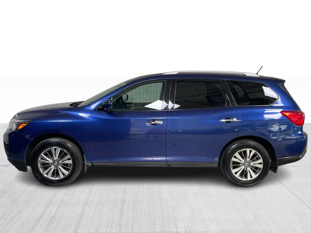 2018 Nissan Pathfinder SV Tech 4x4, photo 8