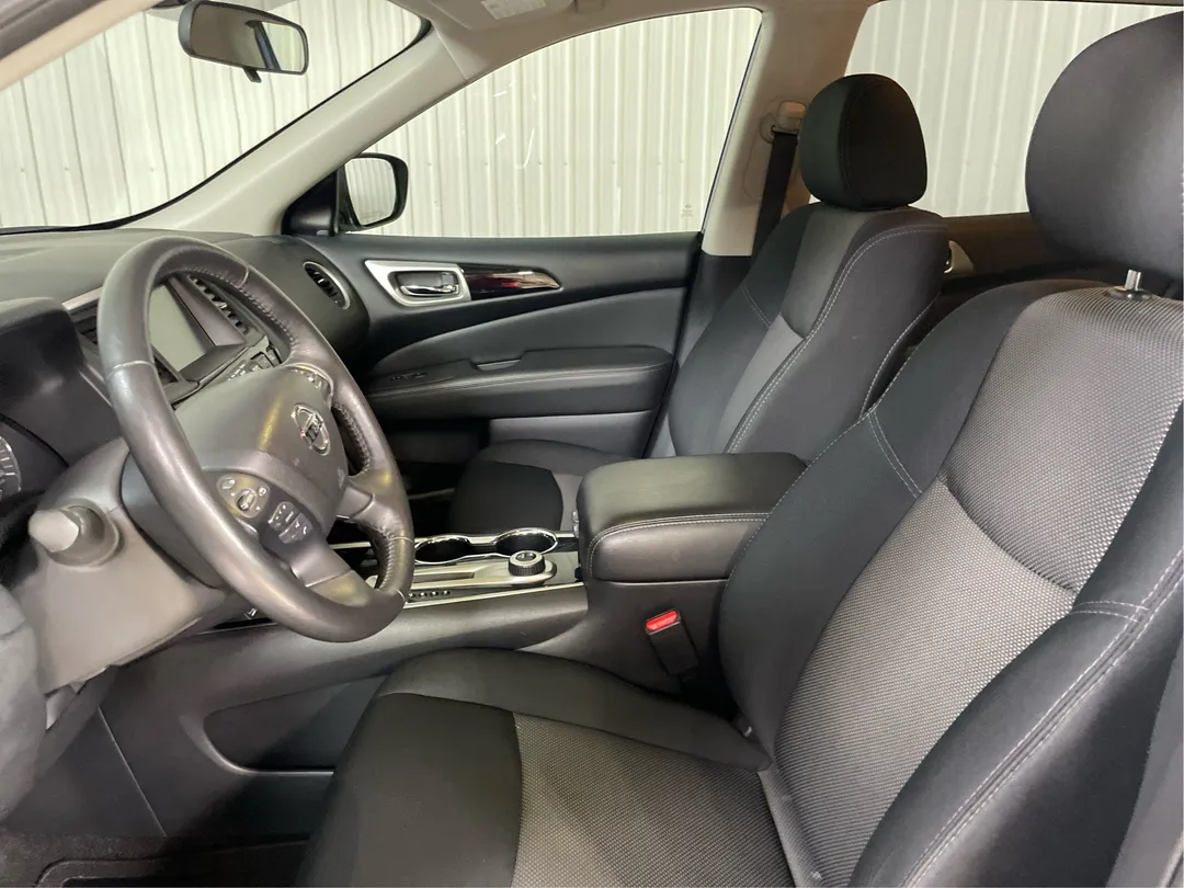 2018 Nissan Pathfinder for sale - photo 3