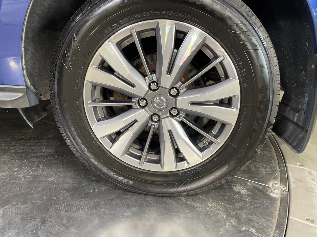 2018 Nissan Pathfinder SV Tech 4x4, photo 5