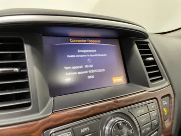 2017 Nissan Pathfinder - image 26