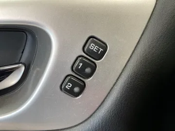 2017 Nissan Pathfinder - image 19