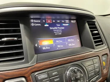 2017 Nissan Pathfinder - image 29