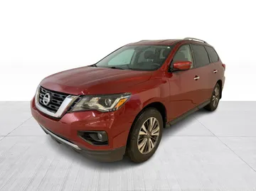 2017 Nissan Pathfinder - image 3