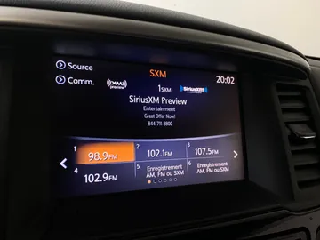 2017 Nissan Pathfinder - image 30
