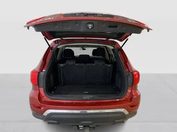 2017 Nissan Pathfinder - image 12