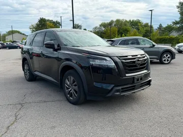 2022 Nissan Pathfinder
