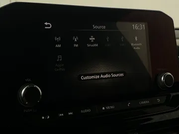 2022 Nissan Pathfinder - image 7