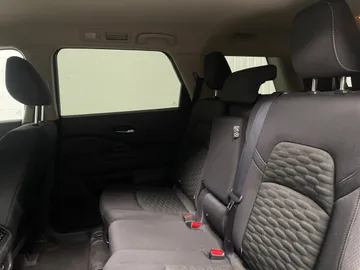 2022 Nissan Pathfinder - image 15