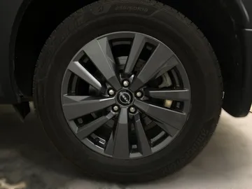 2022 Nissan Pathfinder - image 17