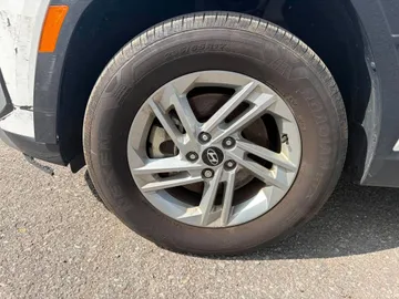 2025 Hyundai Tucson - image 7
