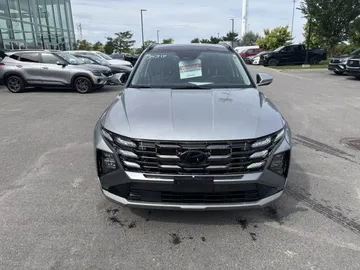 2025 Hyundai Tucson - image 2