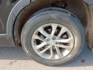 2019 Hyundai Santa Fe - image 7