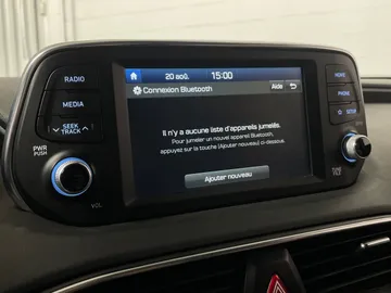 2020 Hyundai Santa Fe - image 21