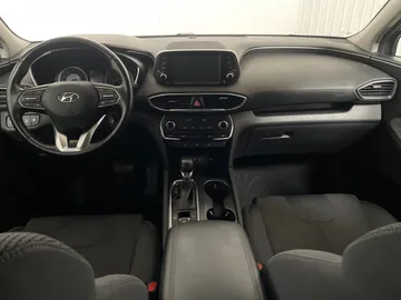 2020 Hyundai Santa Fe - image 4