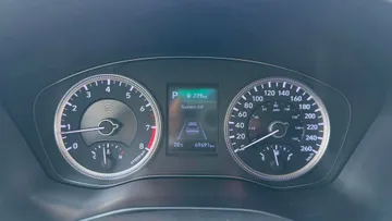 2020 Hyundai Santa Fe - image 6