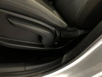 2019 Hyundai Santa Fe - image 18