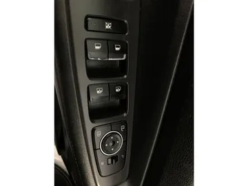 2019 Hyundai Santa Fe - image 16