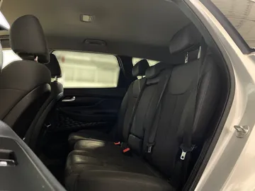 2019 Hyundai Santa Fe - image 13