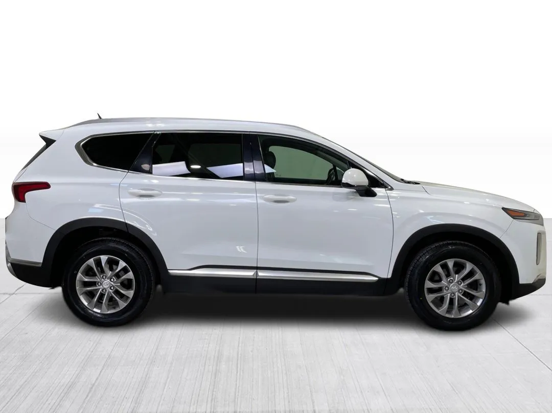 2019 Hyundai Santa Fe — photo 2