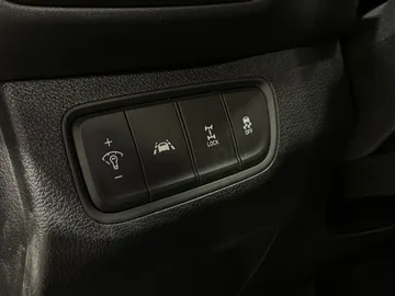 2019 Hyundai Santa Fe - image 23