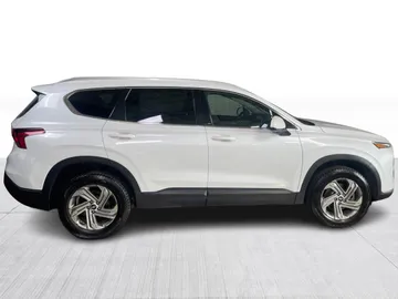 2021 Hyundai Santa Fe - image 2