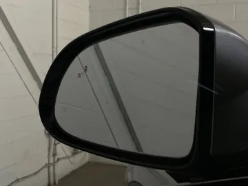 2020 Hyundai Santa Fe - image 21