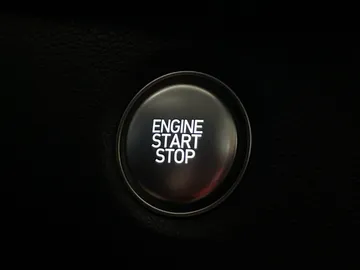 2020 Hyundai Santa Fe - image 25