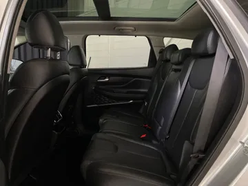 2020 Hyundai Santa Fe - image 16