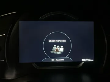 2020 Hyundai Santa Fe - image 29