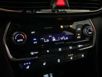 2020 Hyundai Santa Fe - image 24