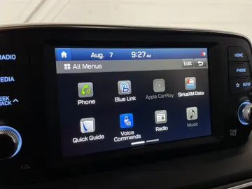 2020 Hyundai Santa Fe - image 8