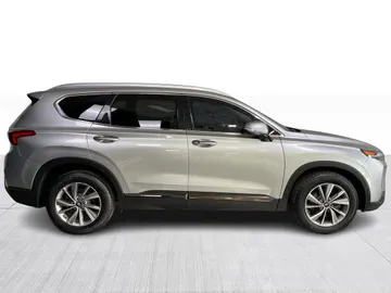 2020 Hyundai Santa Fe - image 2